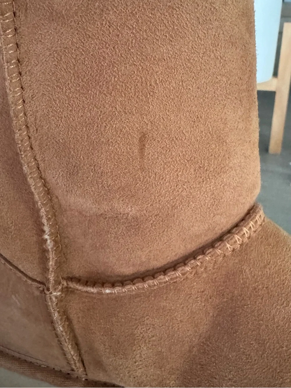UGG “Kristabelle” Boots w/ Corset Back & Tassel Laces NEW